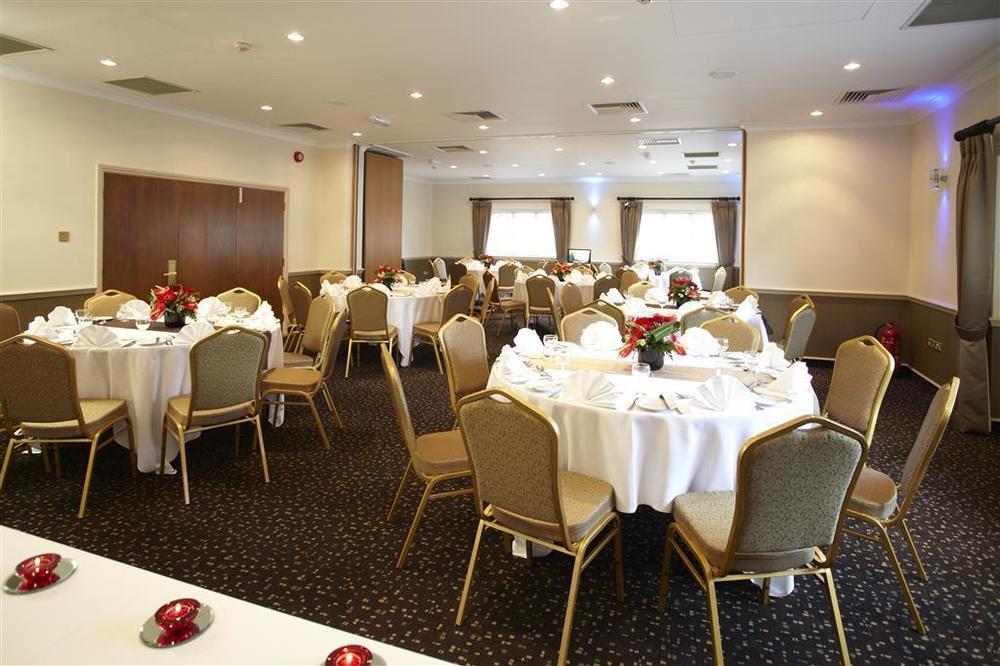 Best Western Cumberland Hotel Harrow Restoran foto